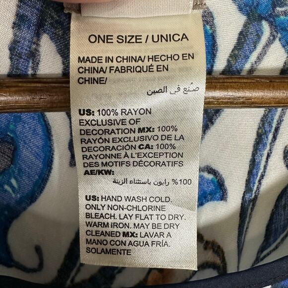 Chico's‎ Fringe Poncho OS Blue Floral Colorblock Bohemian Resortwear Artsy - Picture 3 of 7